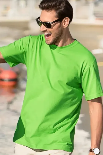 Мъжка класическа тениска, ябълково зелено